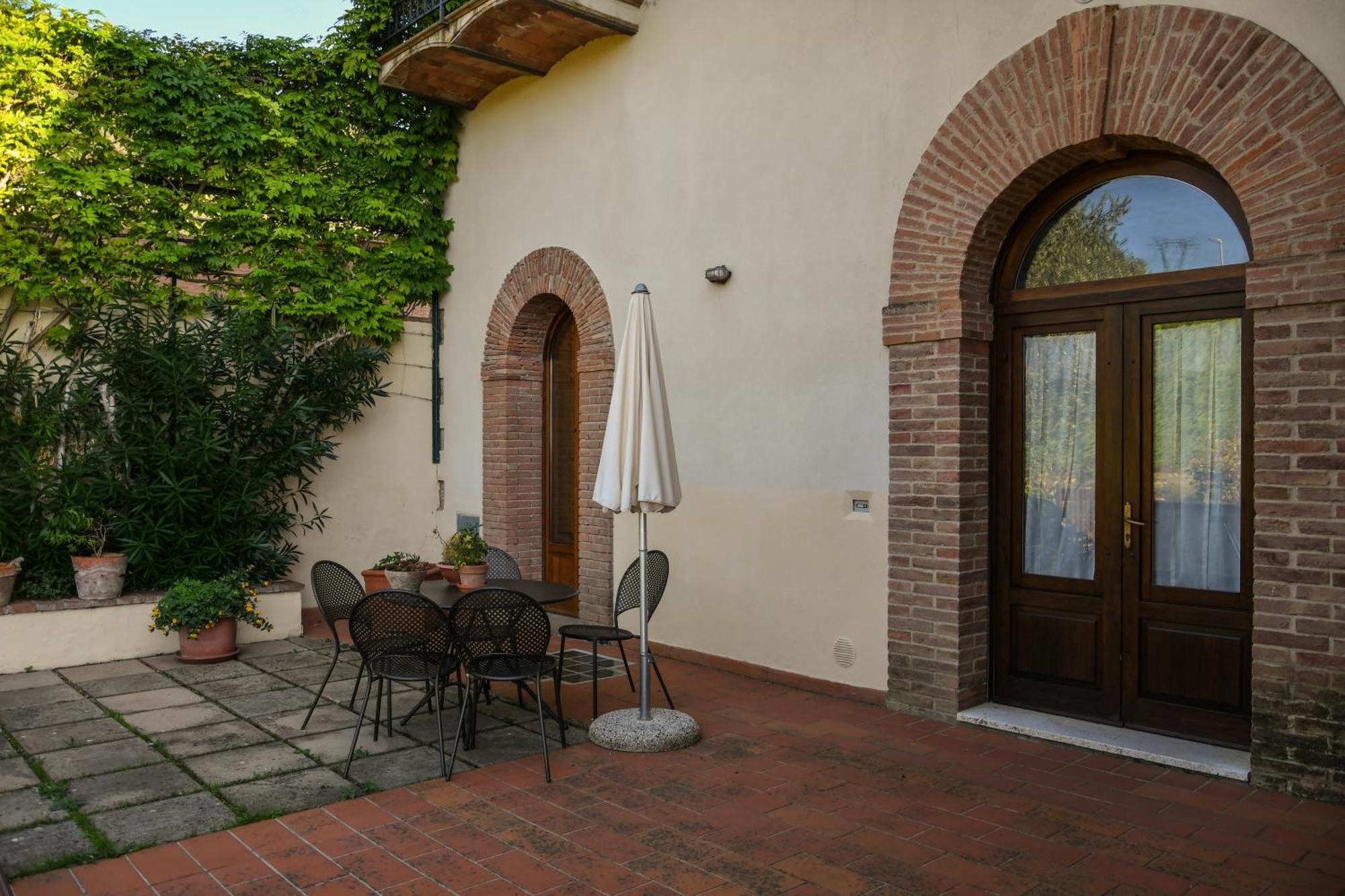 Podere Le Monache モンタイオーネ エクステリア 写真